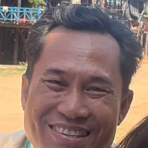 Phou Heurng, tour guide in Cambodia